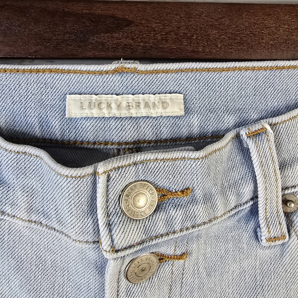 Lucky Brand Light Blue Size 6/28 Midrise Straight Jeans Womens Distressed - Picture 2 of 9